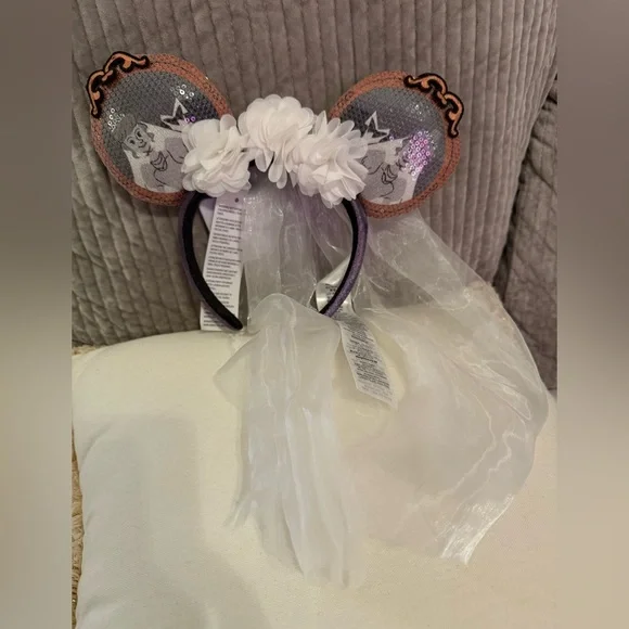 Disney Parks Haunted Mansion Bride Veil Minnie Ears NWT 106561s2.jpg main image 3